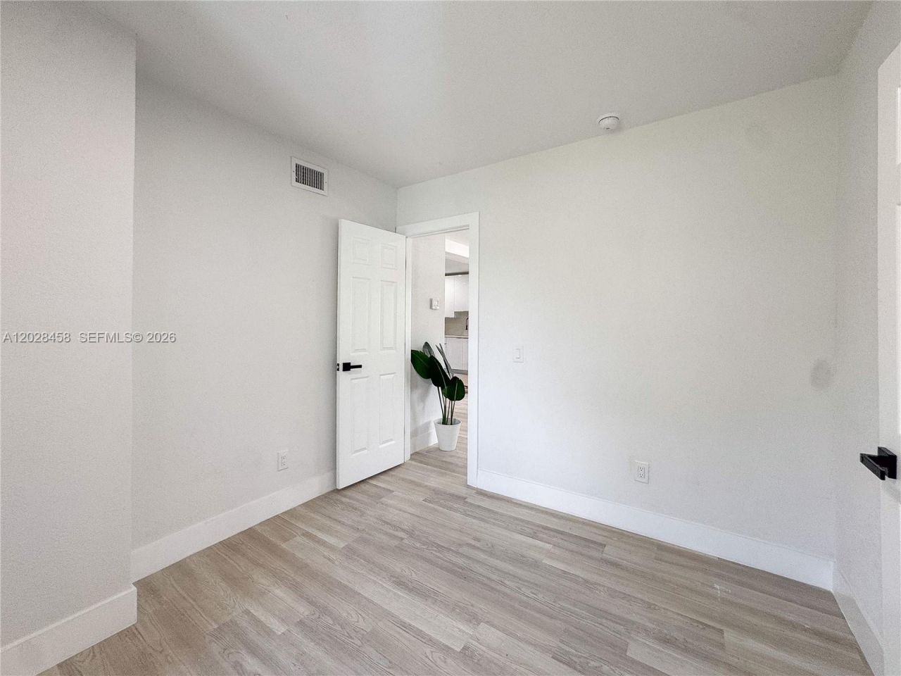 212 NW 28th Way , Fort Lauderdale, FL 33311 Photo