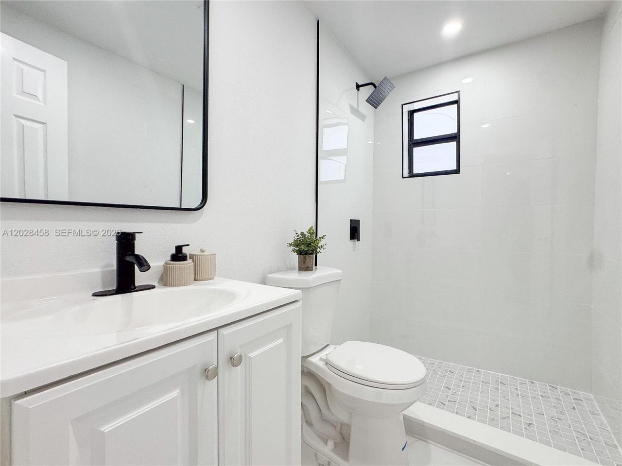 212 NW 28th Way , Fort Lauderdale, FL 33311 Photo