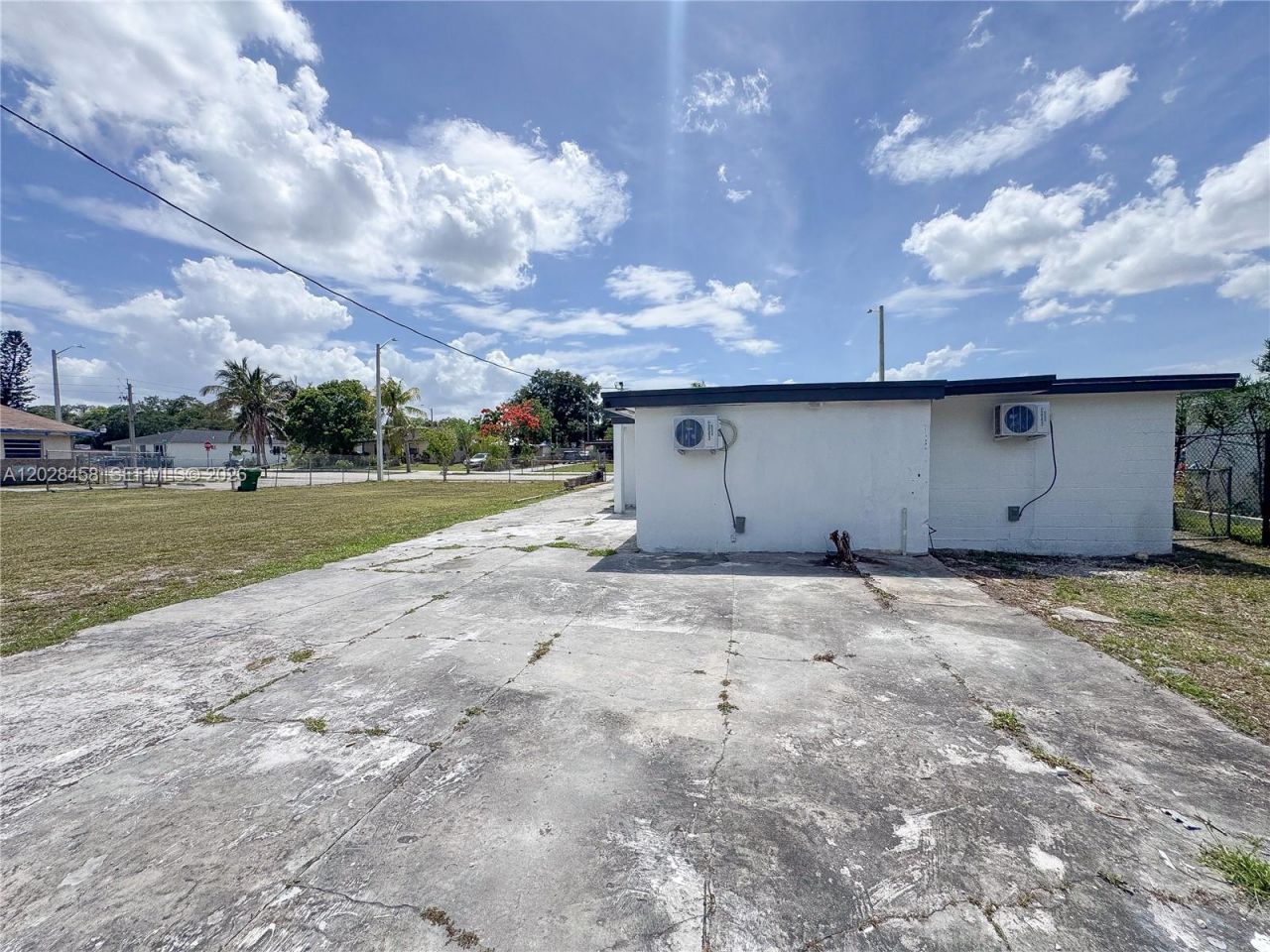 212 NW 28th Way , Fort Lauderdale, FL 33311 Photo