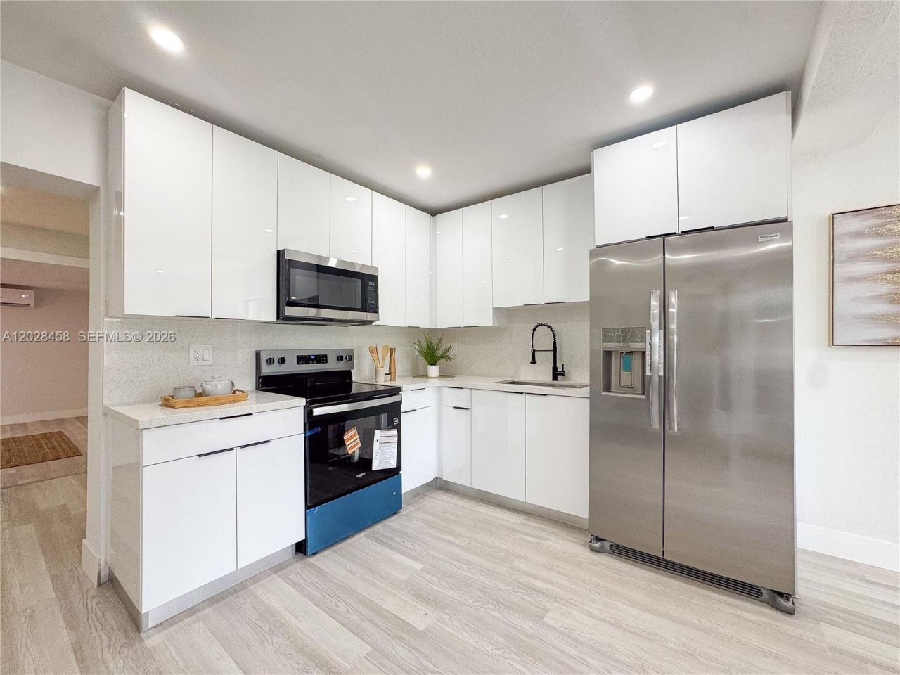 212 NW 28th Way , Fort Lauderdale, FL 33311 Photo
