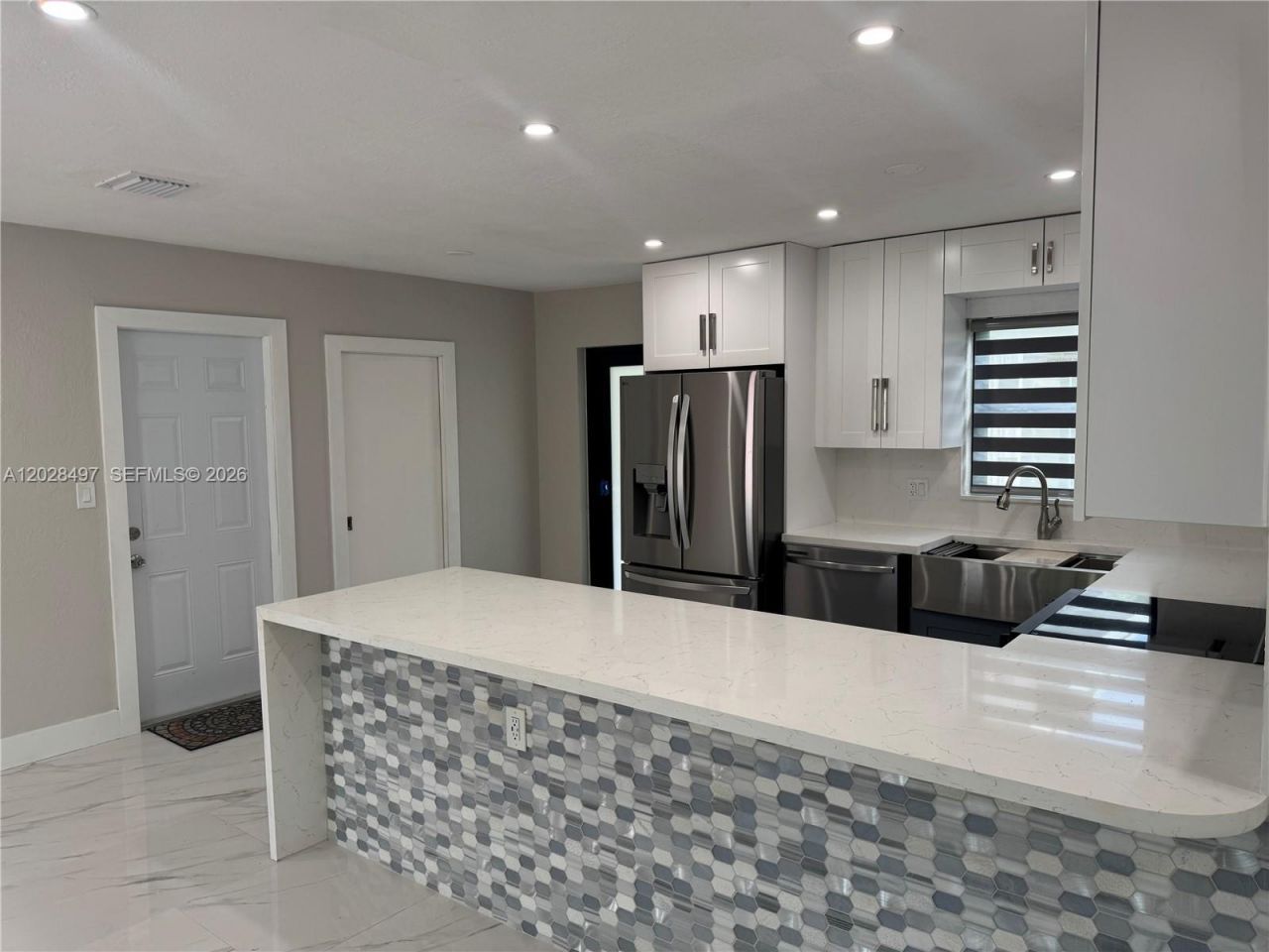 919 NE 4th Ct, Hallandale Beach, FL 33009 Photo