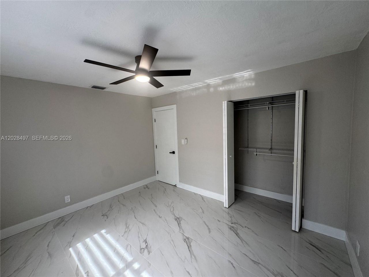919 NE 4th Ct, Hallandale Beach, FL 33009 Photo