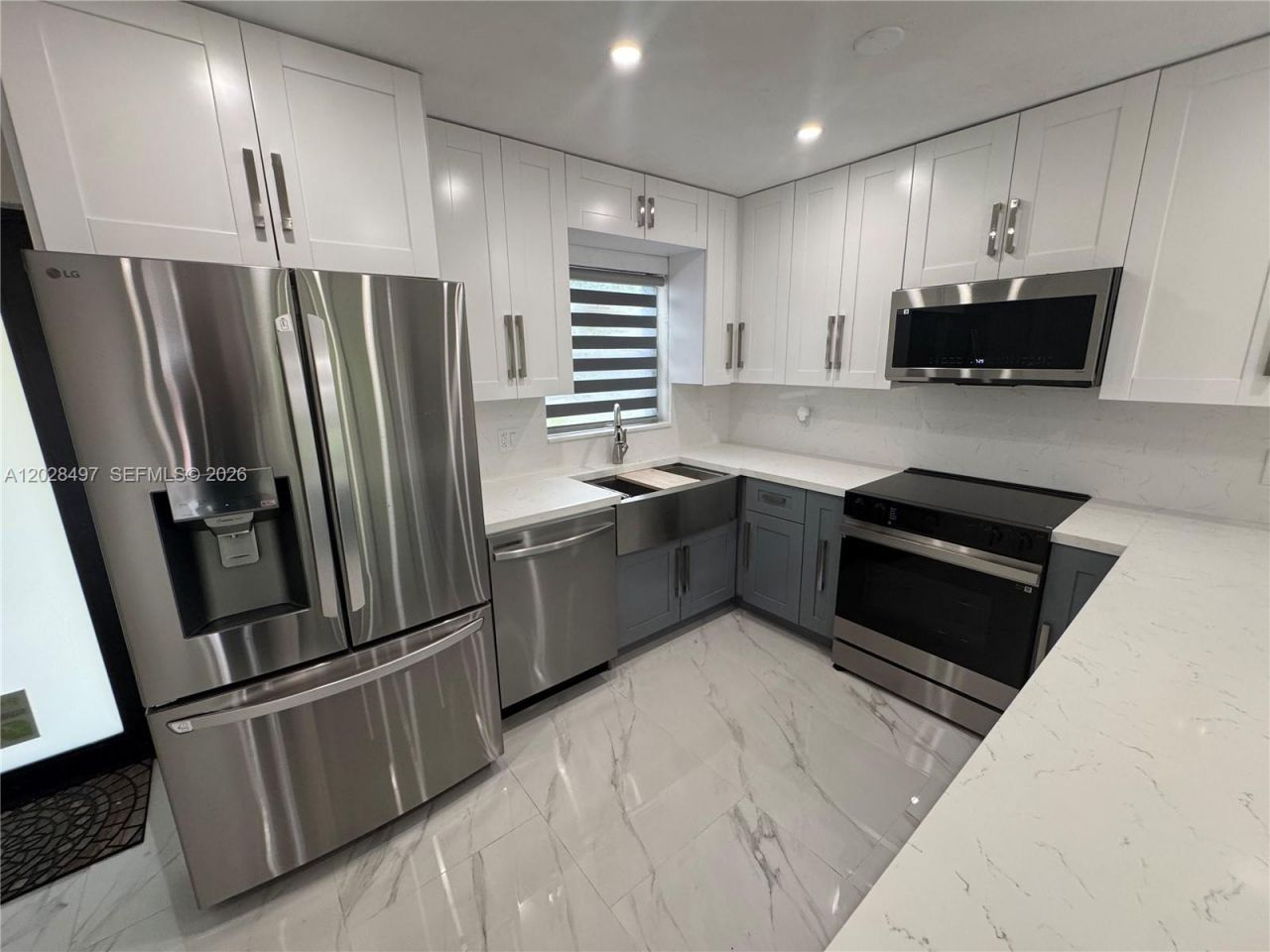 919 NE 4th Ct, Hallandale Beach, FL 33009 Photo