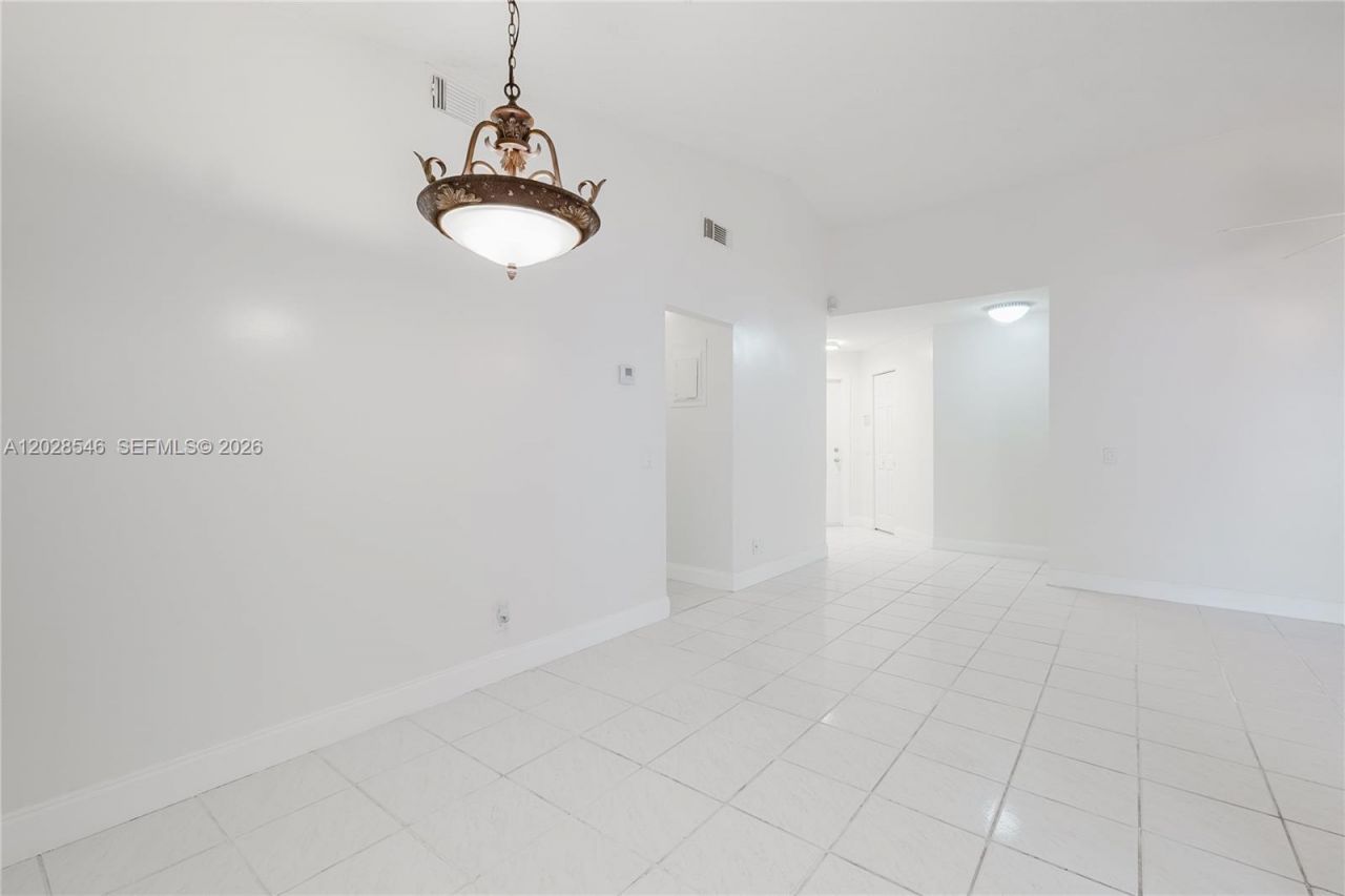 1482 Springside Dr , Unit 1482, Weston, FL 33326 Photo