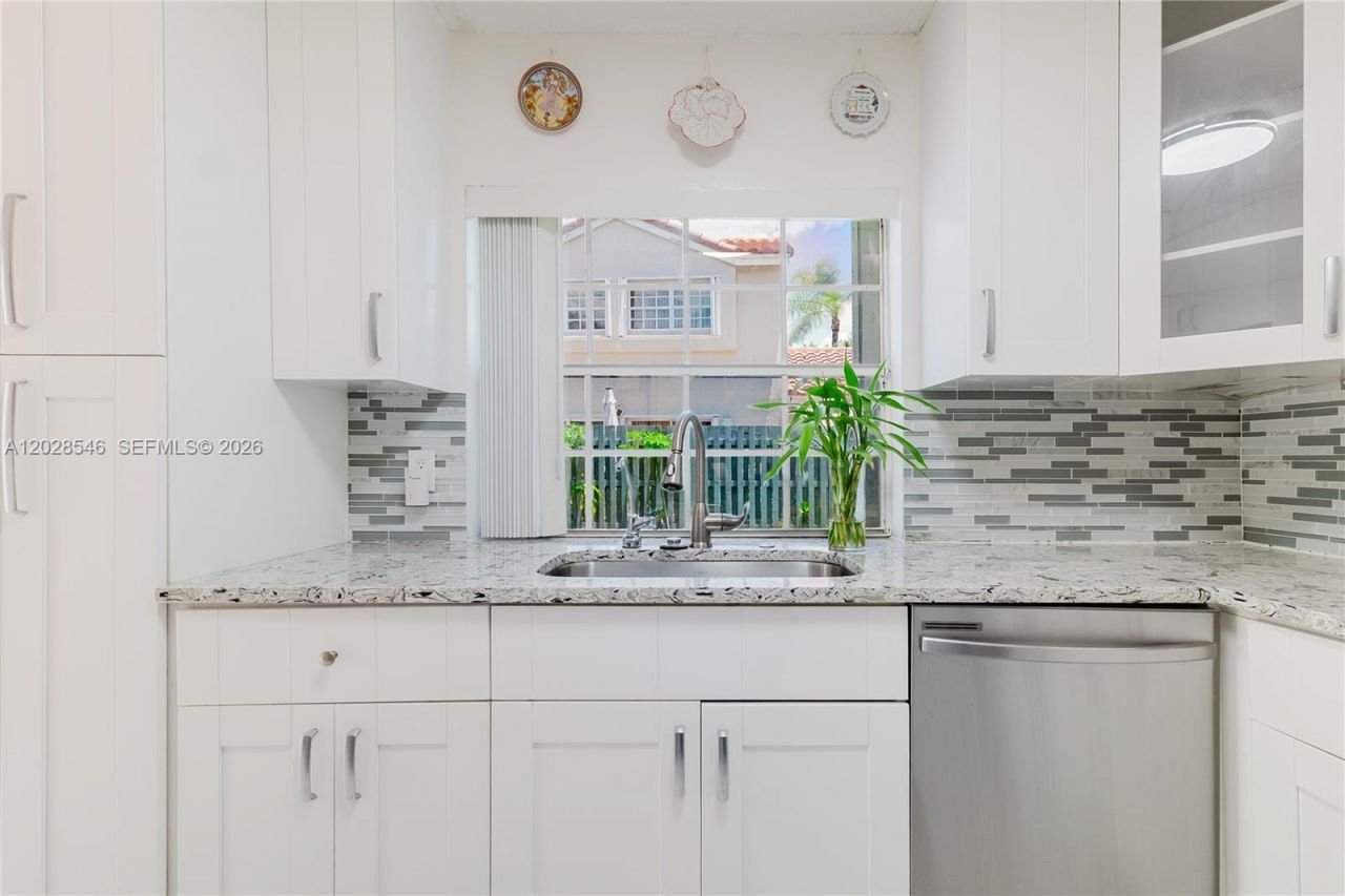 1482 Springside Dr , Unit 1482, Weston, FL 33326 Photo