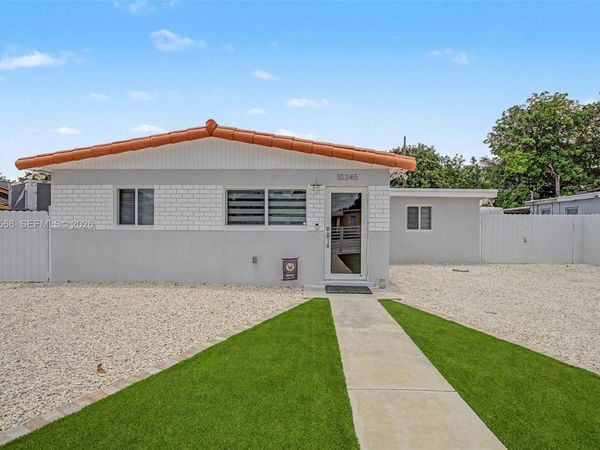 10345 NW 35th Ct , Miami, FL 33147