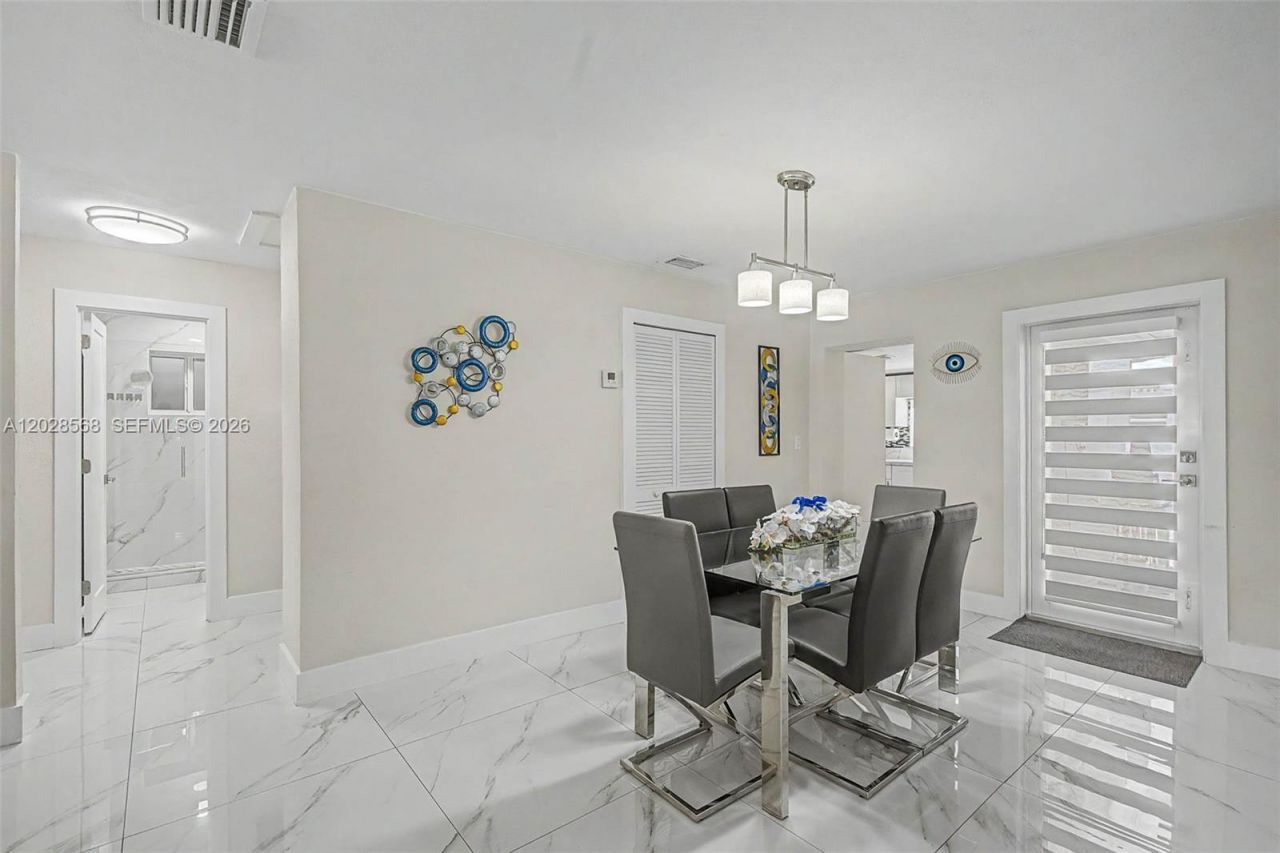 10345 NW 35th Ct , Miami, FL 33147 Photo