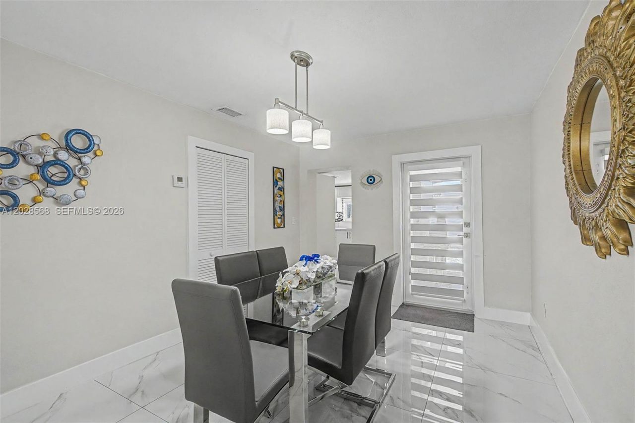 10345 NW 35th Ct , Miami, FL 33147 Photo