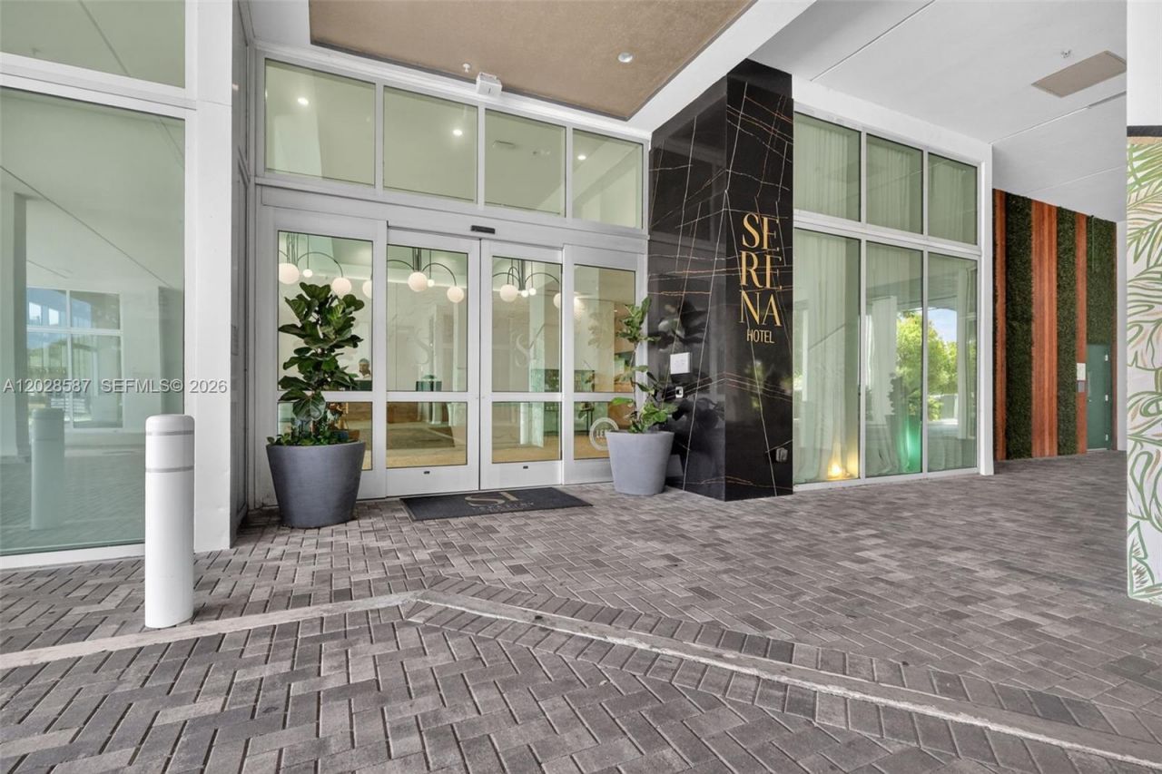 2820 NE 214th St , Unit 1006, Aventura, FL 33180 Photo