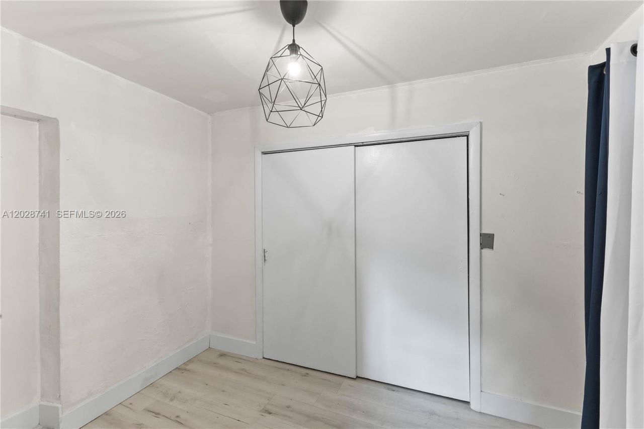 1450 SW 25th Ave , Miami, FL 33145 Photo