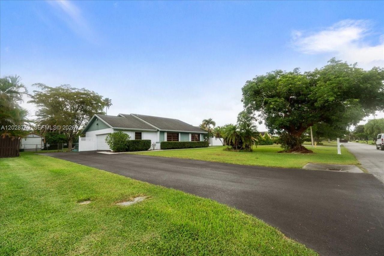 1571 NW 20th St , Homestead, FL 33030 Photo
