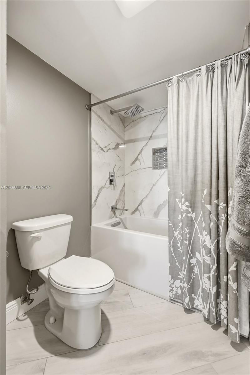 5380 N Ocean Dr, Unit 18B, Singer Island, FL 33404 Photo