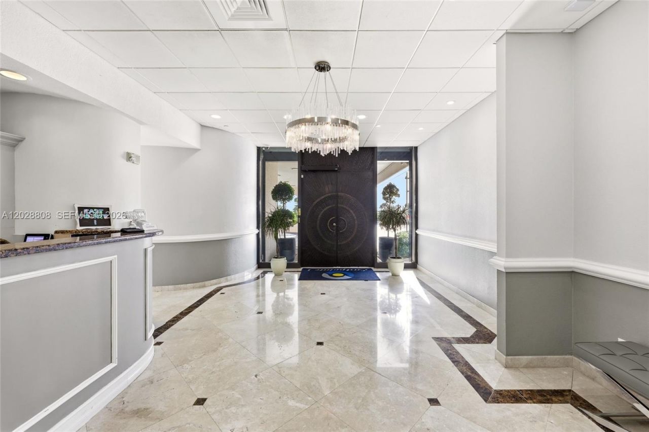 5380 N Ocean Dr, Unit 18B, Singer Island, FL 33404 Photo