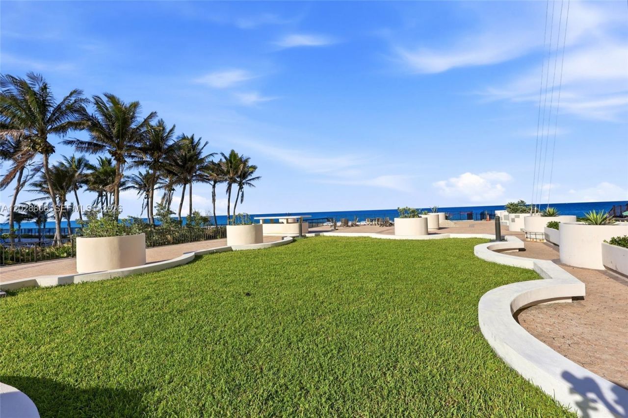 5380 N Ocean Dr, Unit 18B, Singer Island, FL 33404 Photo