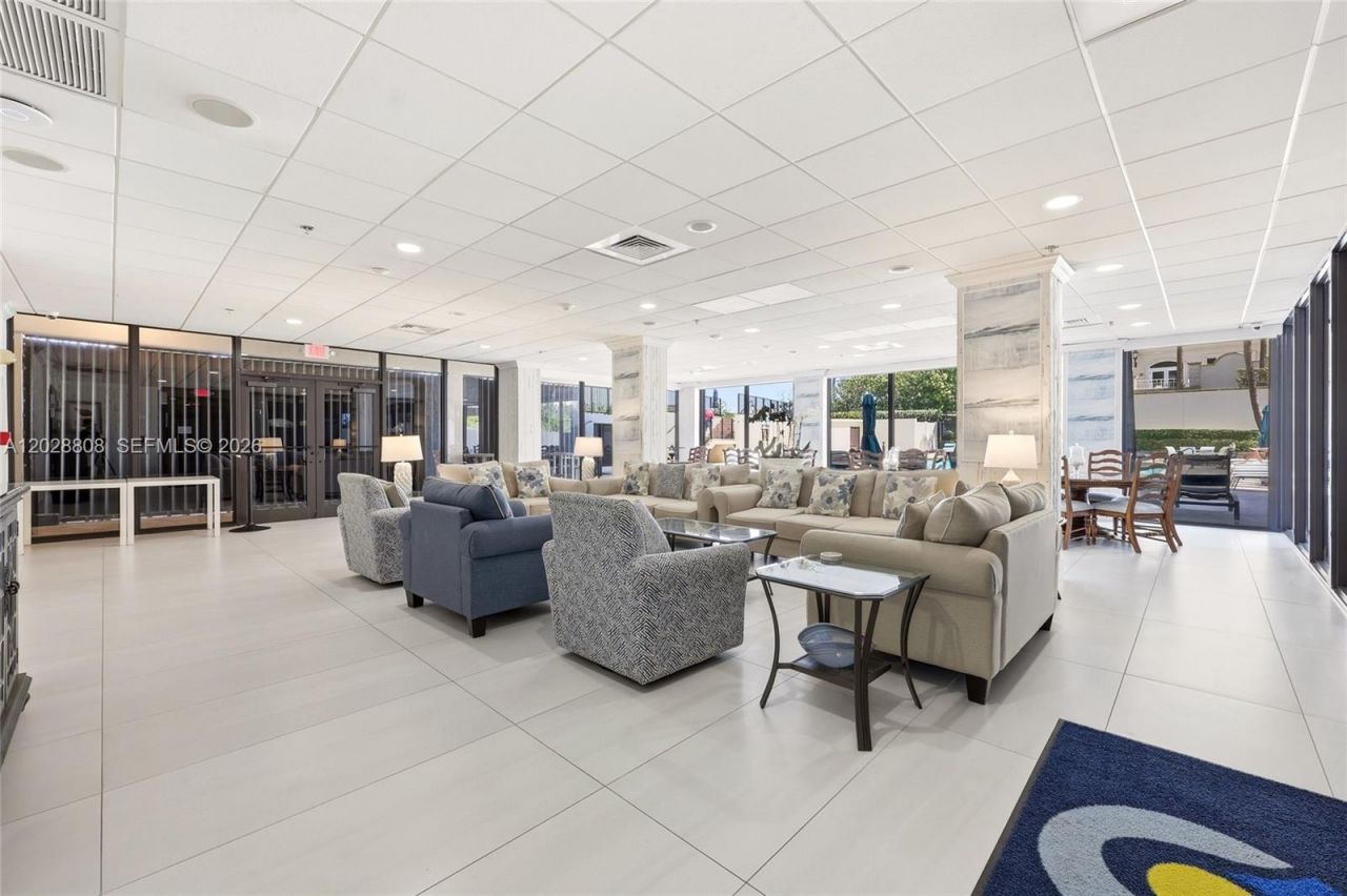 5380 N Ocean Dr, Unit 18B, Singer Island, FL 33404 Photo