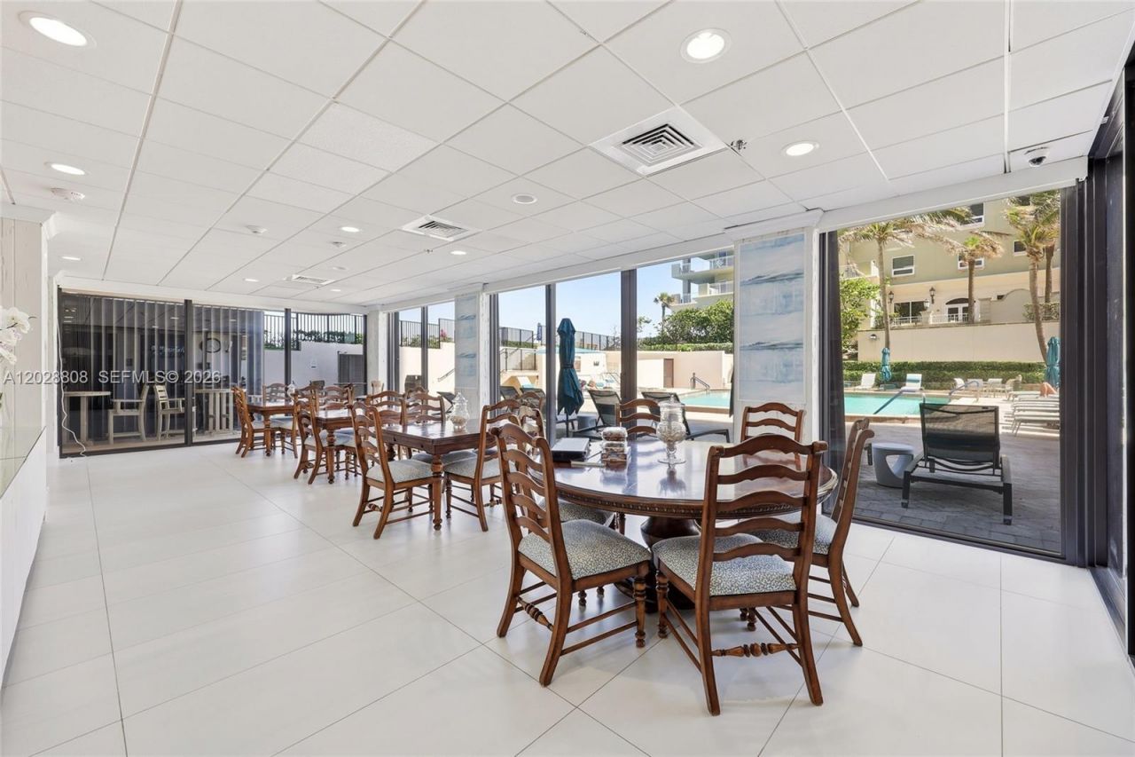 5380 N Ocean Dr, Unit 18B, Singer Island, FL 33404 Photo