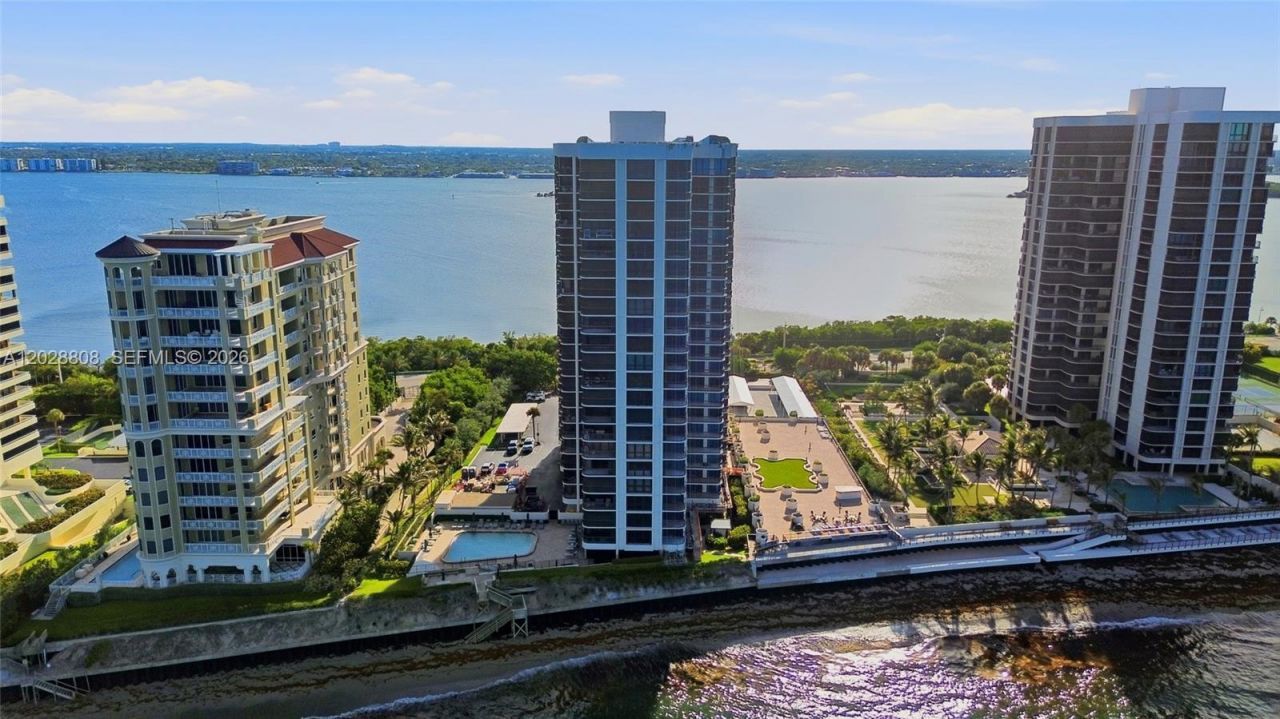 5380 N Ocean Dr, Unit 18B, Singer Island, FL 33404 Photo