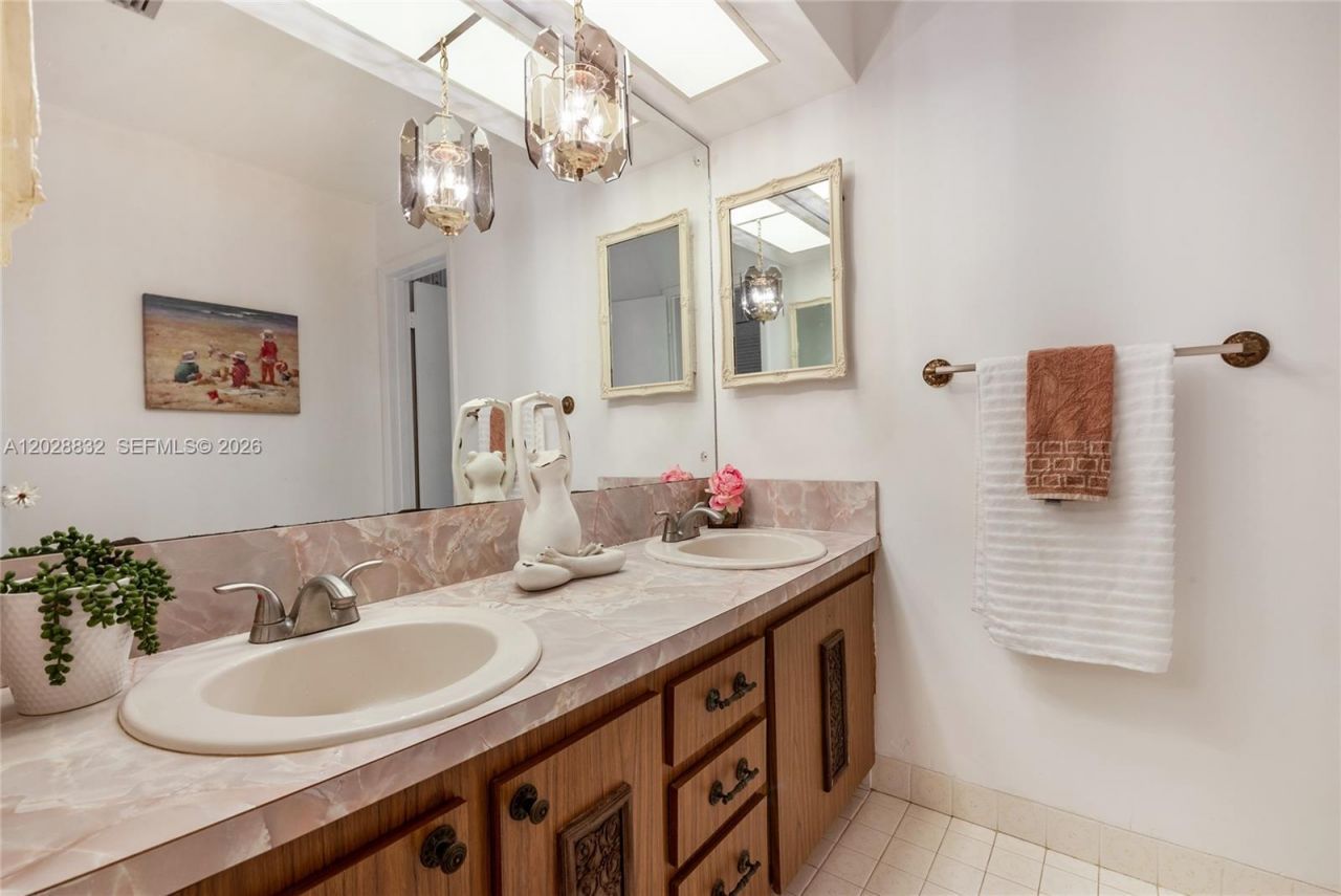 16420 SW 81st Ave, Palmetto Bay, FL 33157 Photo