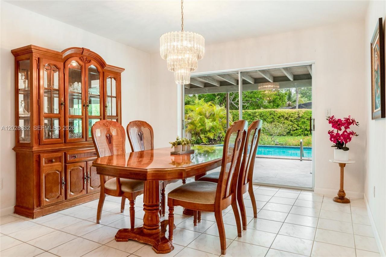 16420 SW 81st Ave, Palmetto Bay, FL 33157 Photo