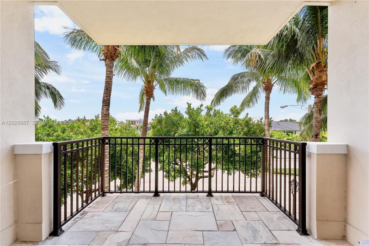 2501 N Ocean Blvd , Unit 452, Fort Lauderdale, FL 33305 Photo