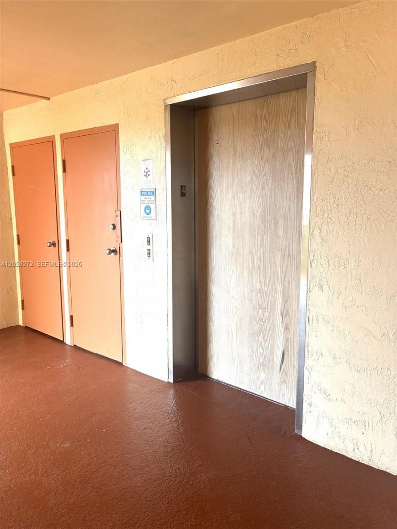 7451 NW 16th St , Unit 403, Plantation, FL 33313 Photo