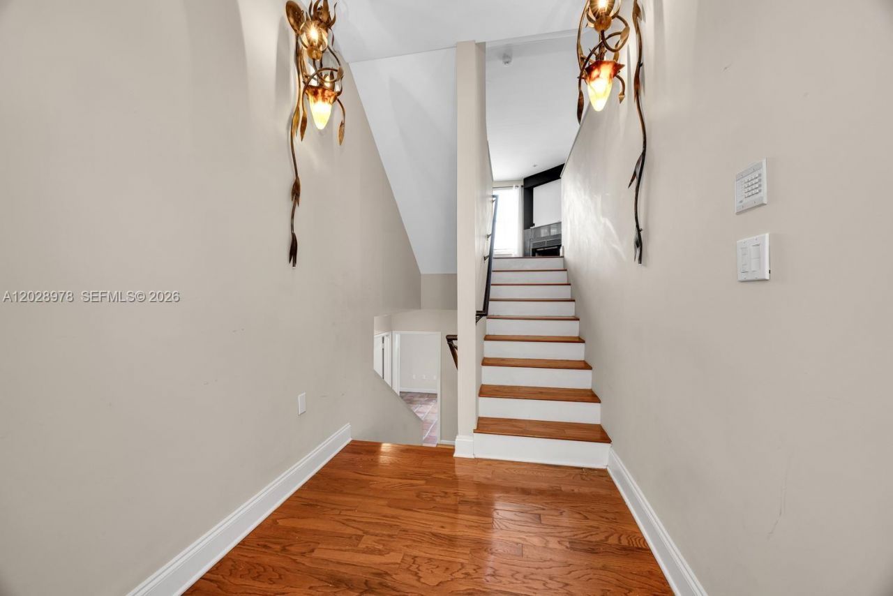 5801 SW 74th Ter, Unit 3, South Miami, FL 33143 Photo