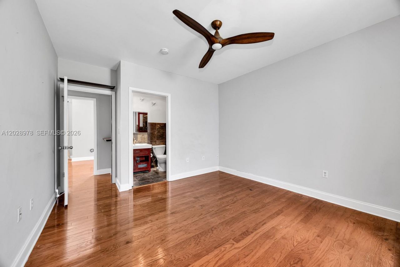 5801 SW 74th Ter, Unit 3, South Miami, FL 33143 Photo