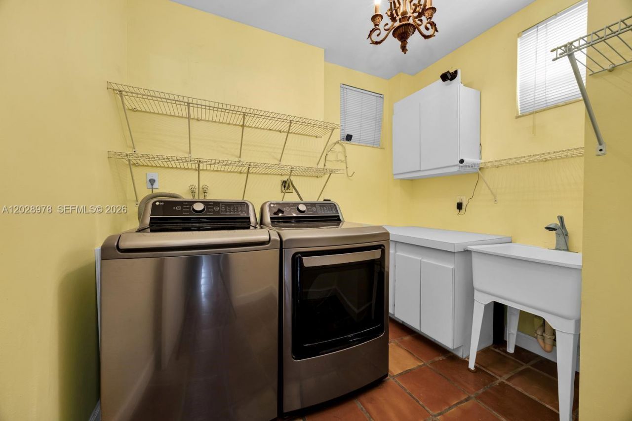 5801 SW 74th Ter, Unit 3, South Miami, FL 33143 Photo