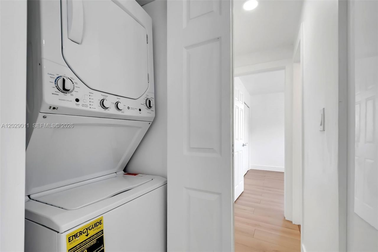 1632 NW 16th Ter , Unit 2, Miami, FL 33125 Photo
