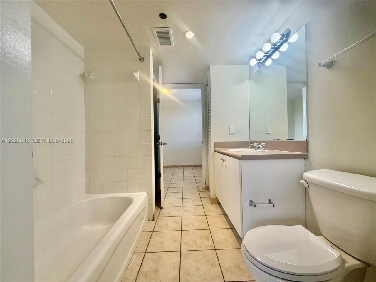 601 SW 37th Ave , Unit 306, Miami, FL 33135 Photo