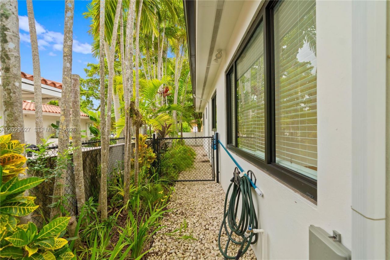 517 Palermo Ave , Coral Gables, FL 33134 Photo
