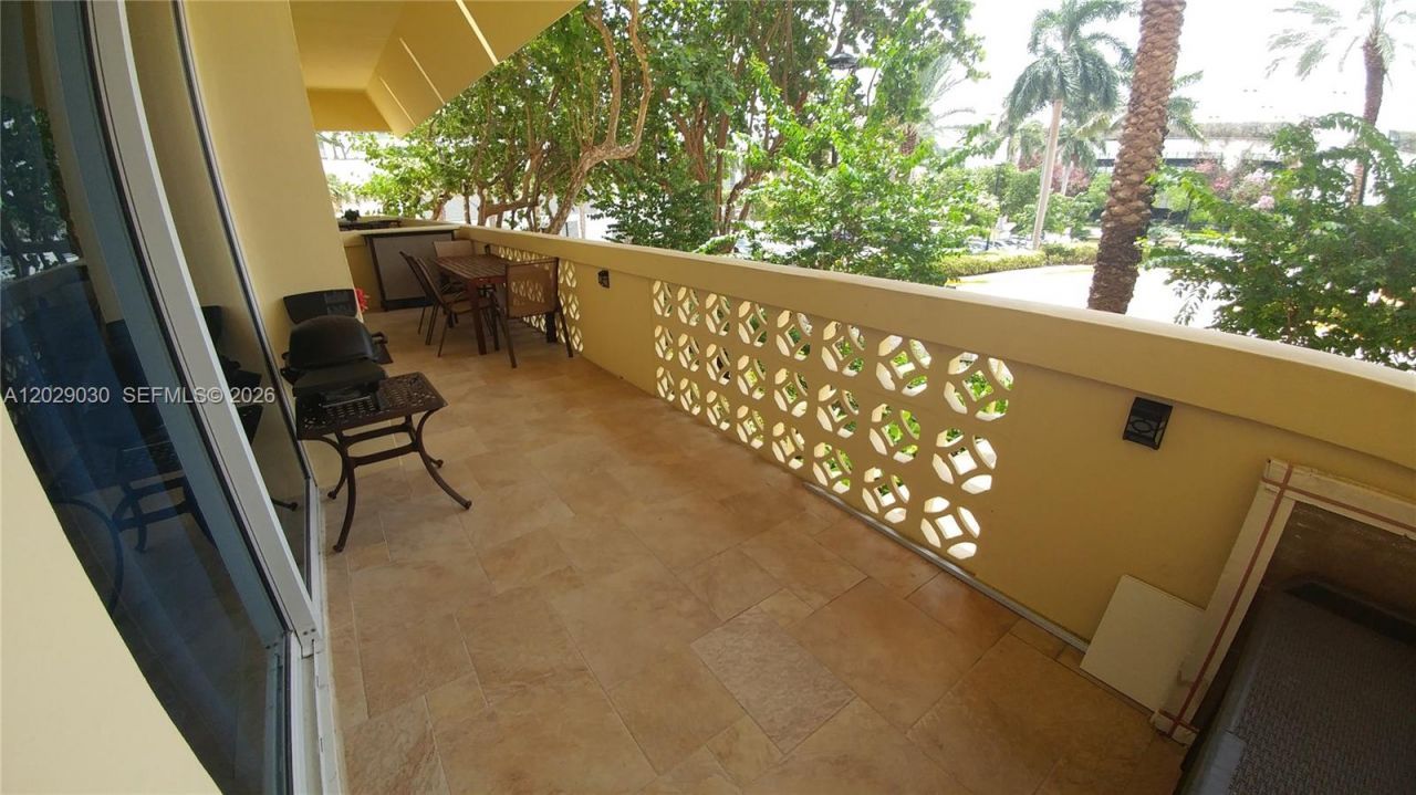2501 S Ocean Dr , Unit L04, Hollywood, FL 33019 Photo