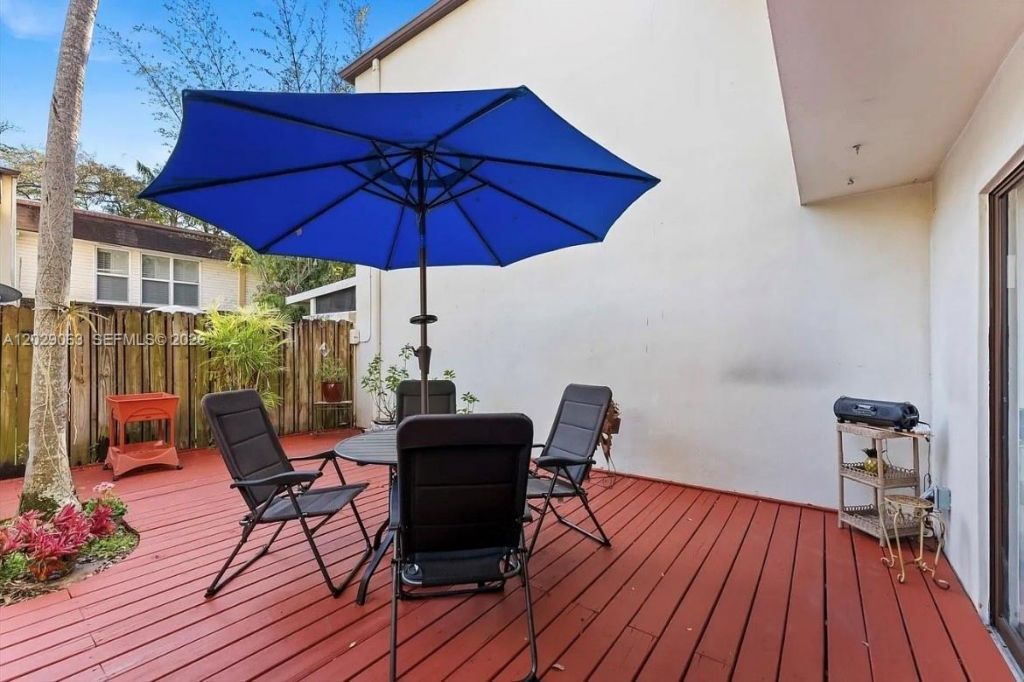 3300 Atlanta St, Unit 15B, Hollywood, FL 33021 Photo