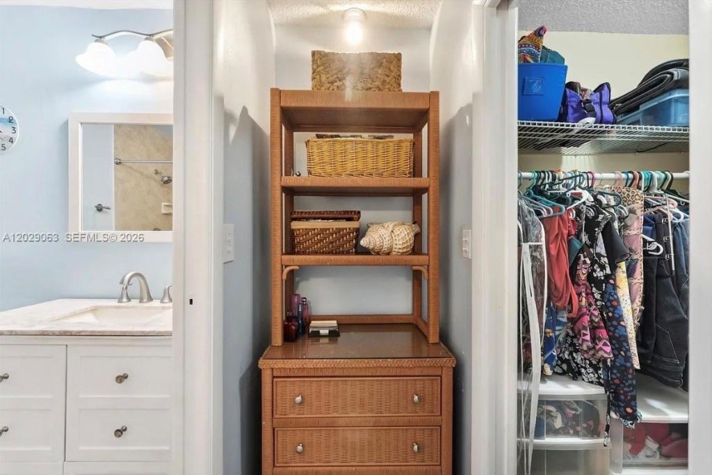 3300 Atlanta St, Unit 15B, Hollywood, FL 33021 Photo