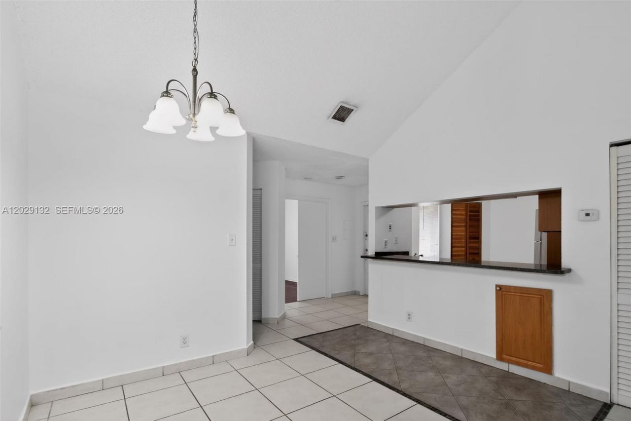14014 SW 93rd Ln , Unit 14014, Miami, FL 33186 Photo
