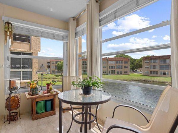 9340 Sunrise Lakes Blvd, Unit 209, Sunrise, FL 33322