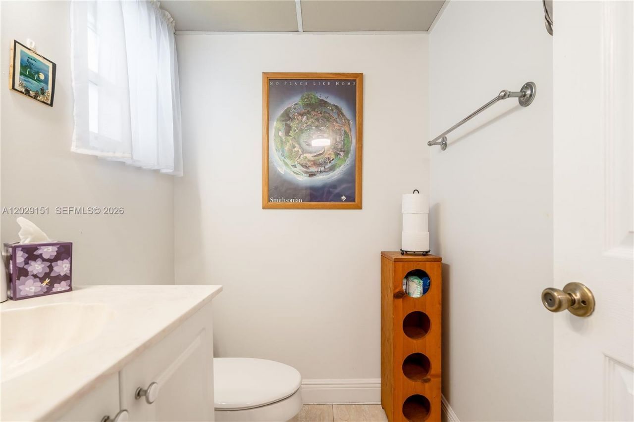 9340 Sunrise Lakes Blvd, Unit 209, Sunrise, FL 33322 Photo