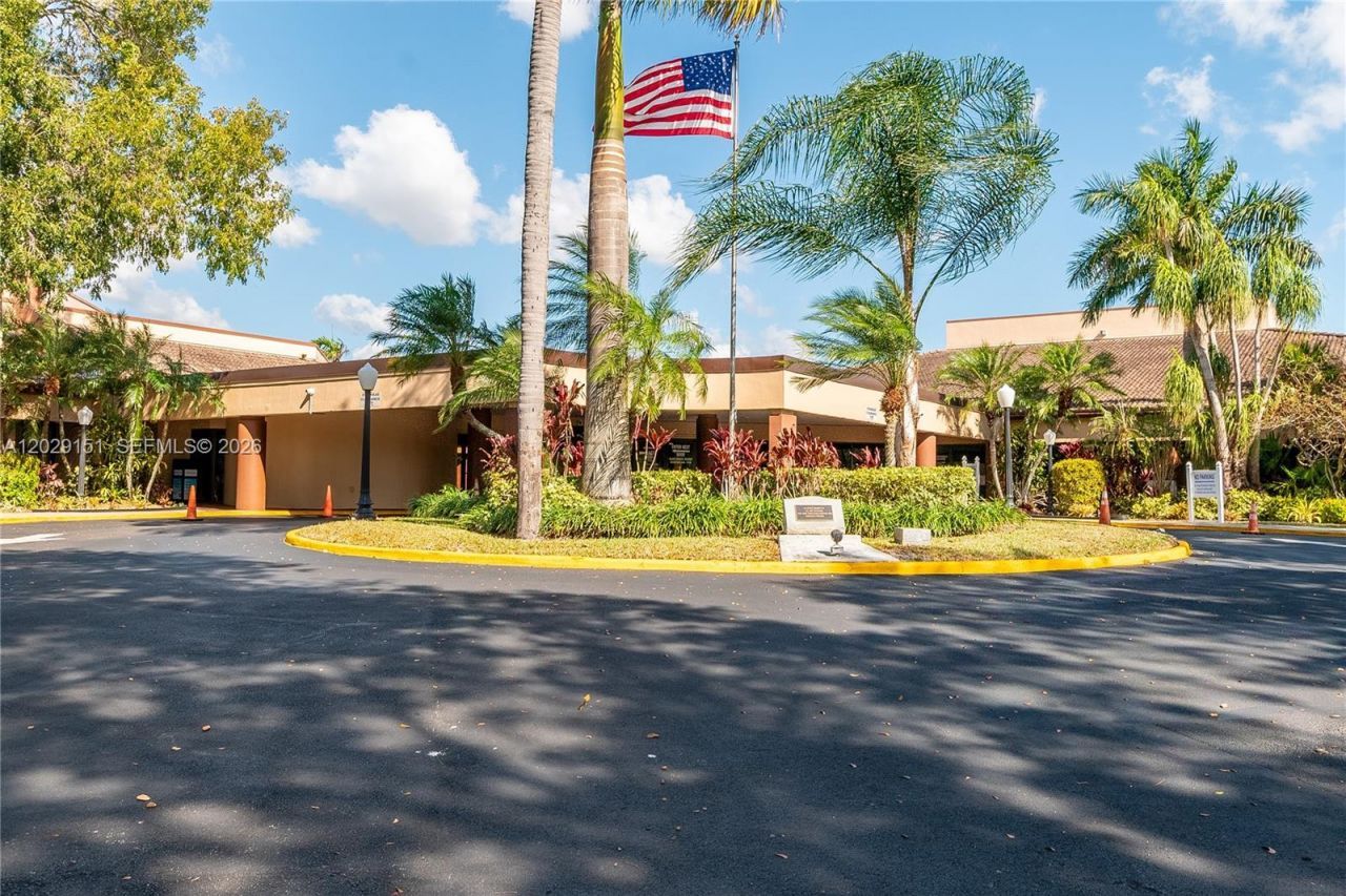 9340 Sunrise Lakes Blvd, Unit 209, Sunrise, FL 33322 Photo