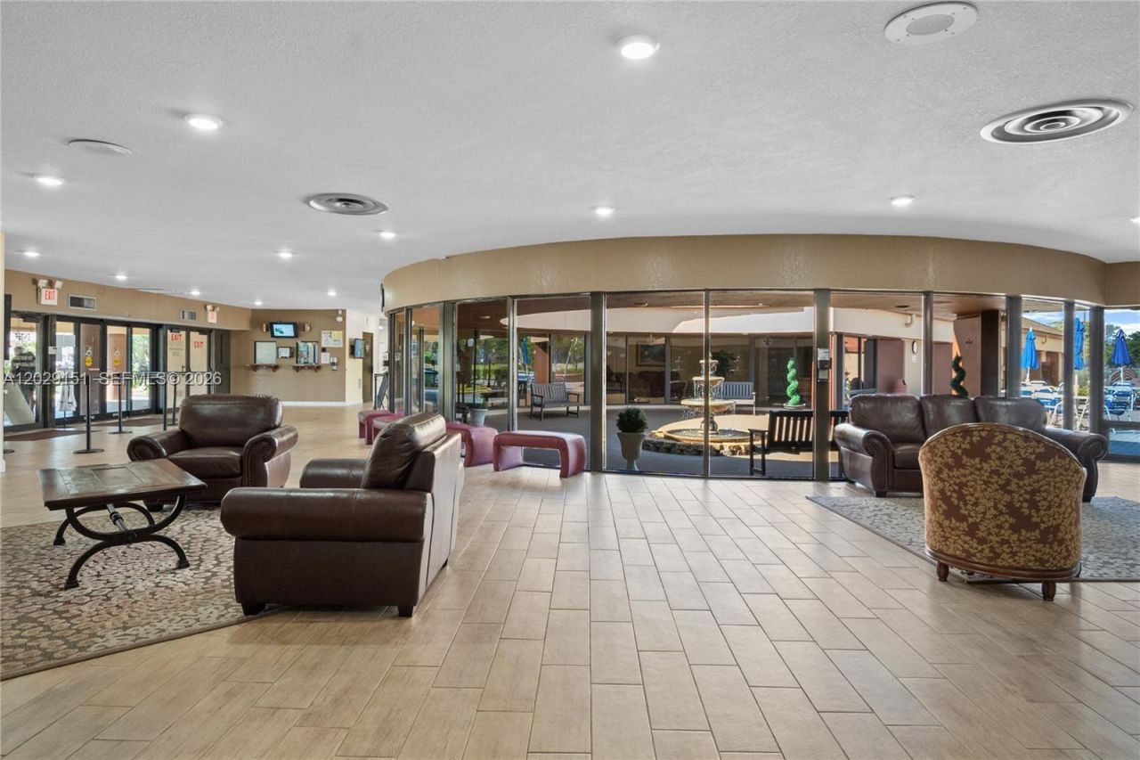 9340 Sunrise Lakes Blvd, Unit 209, Sunrise, FL 33322 Photo