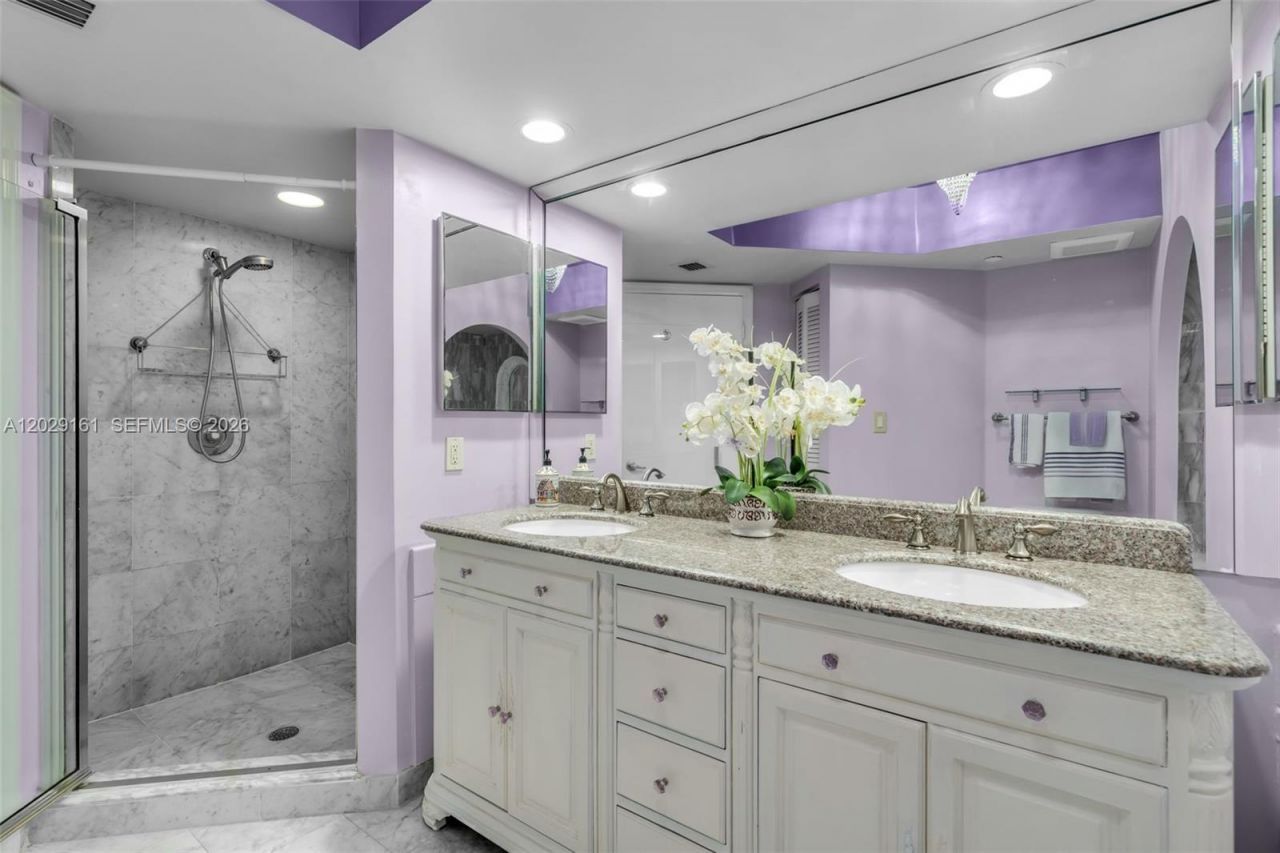 16485 Collins Ave , Unit 1832, Sunny Isles Beach, FL 33160 Photo