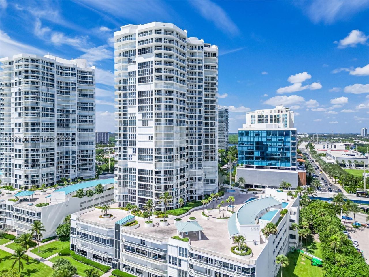 16485 Collins Ave , Unit 1832, Sunny Isles Beach, FL 33160 Photo