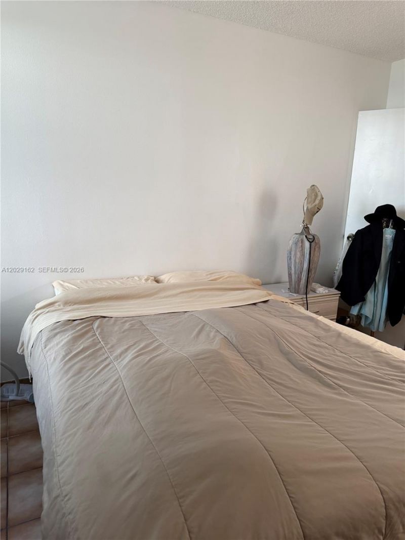 200 177th Dr , Unit 107, Sunny Isles Beach, FL 33160 Photo