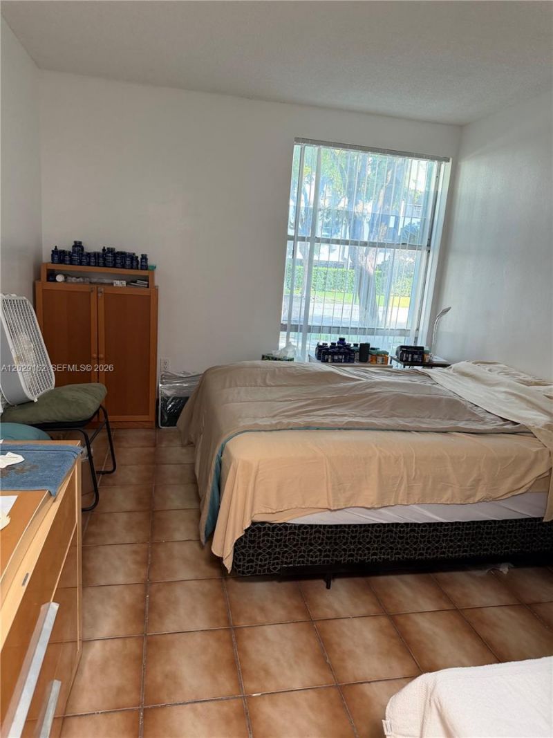 200 177th Dr , Unit 107, Sunny Isles Beach, FL 33160 Photo