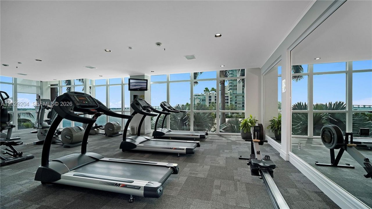 1155 Brickell Bay Dr , Unit 2701, Miami, FL 33131 Photo