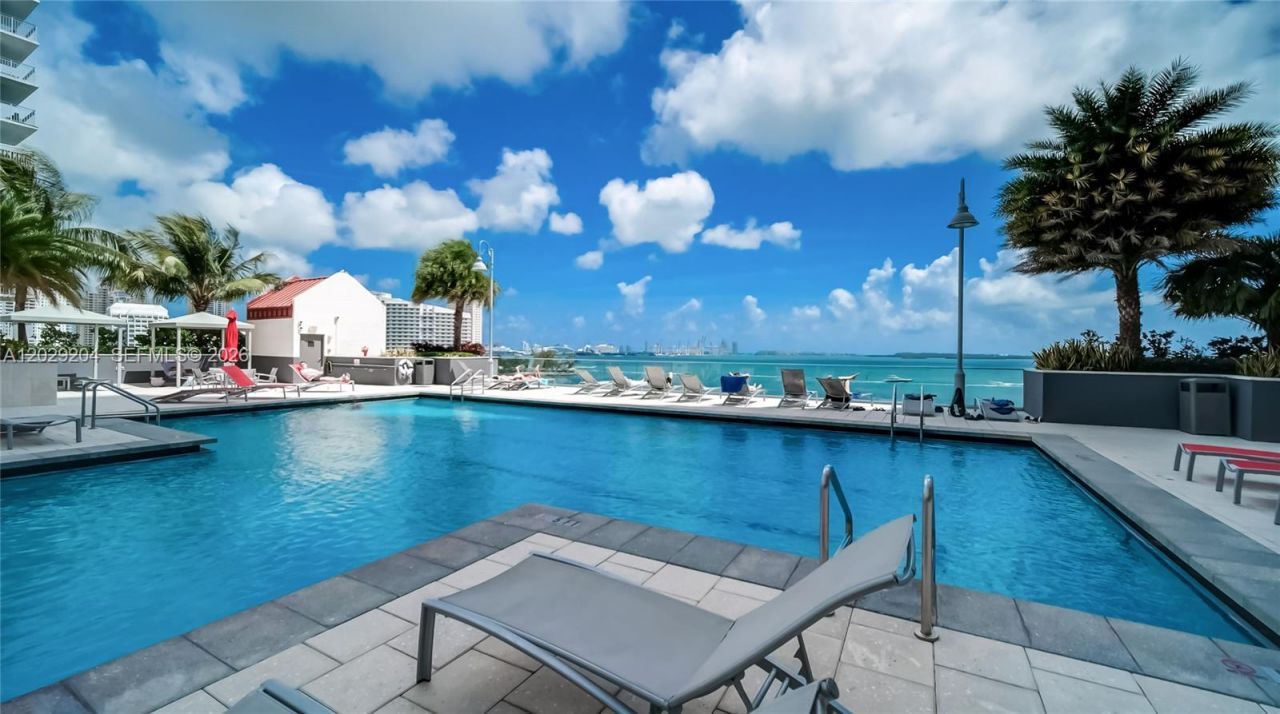 1155 Brickell Bay Dr , Unit 2701, Miami, FL 33131 Photo