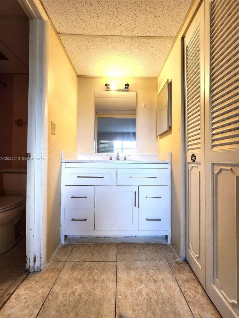 7787 Golf Circle Drive , Unit 109, Margate, FL 33063 Photo