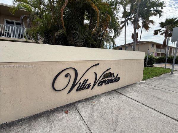 3021 W 76th St , Unit C-201, Hialeah, FL 33018