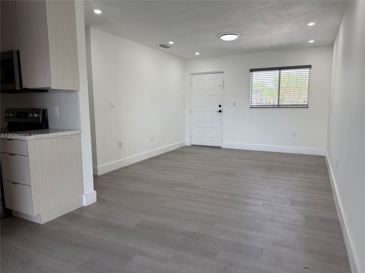 3021 W 76th St , Unit C-201, Hialeah, FL 33018 Photo