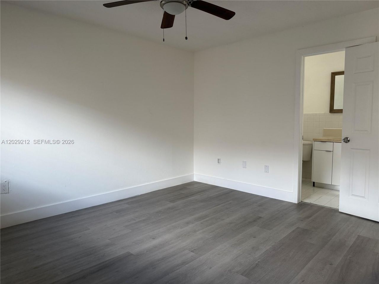 3021 W 76th St , Unit C-201, Hialeah, FL 33018 Photo