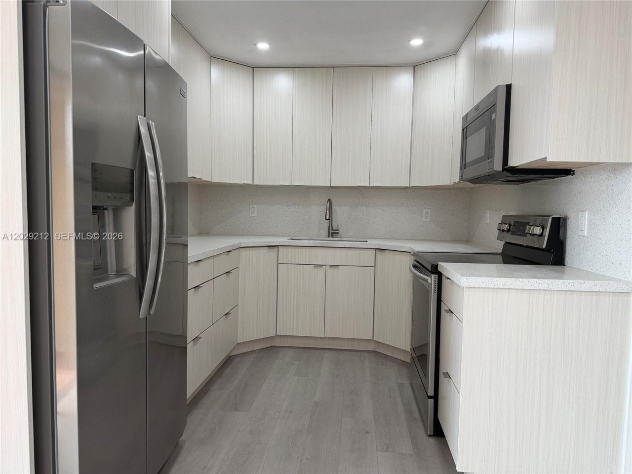 3021 W 76th St , Unit C-201, Hialeah, FL 33018 Photo